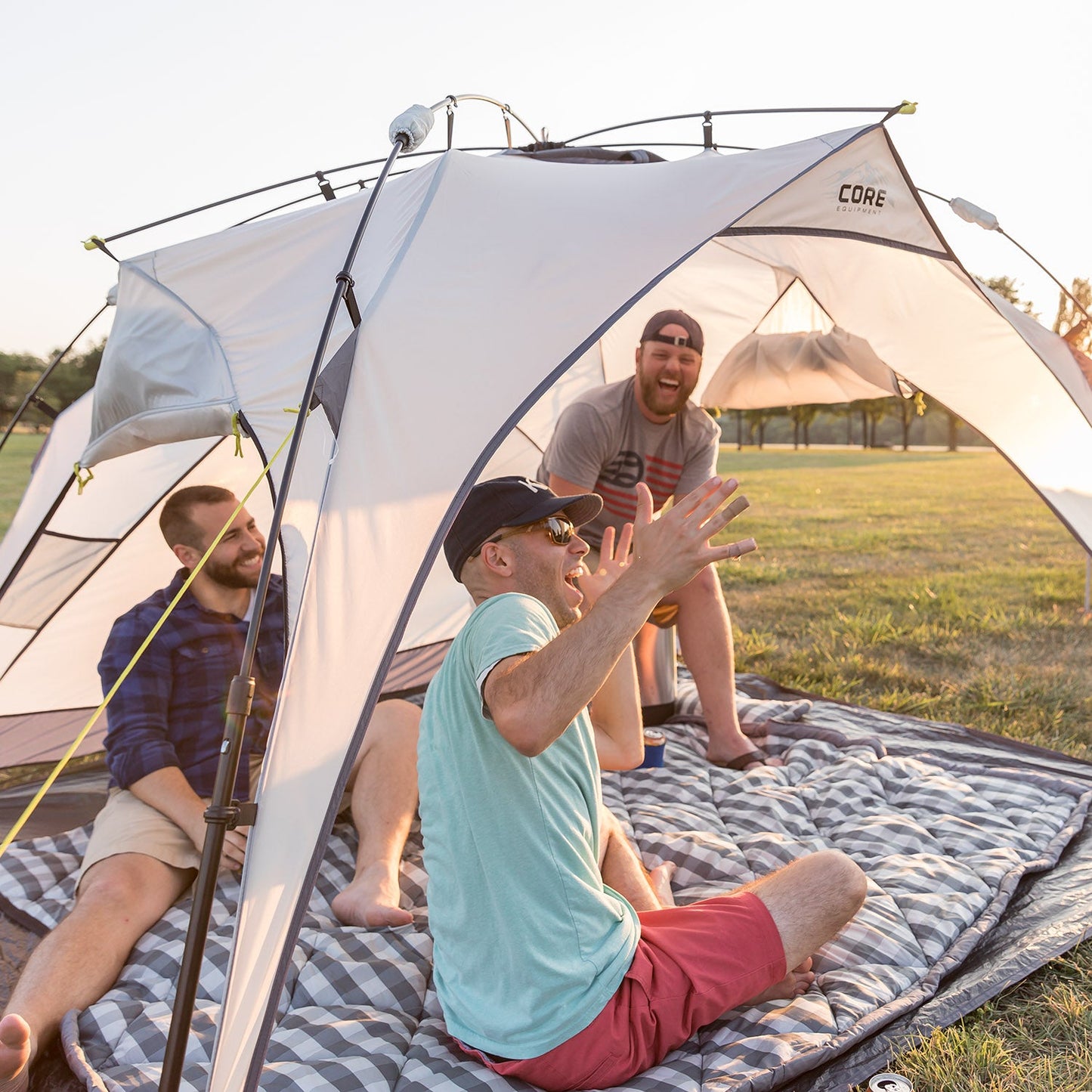 Core Equipment 8x8 Instant Sport Shade lifestyle image of friends at the park