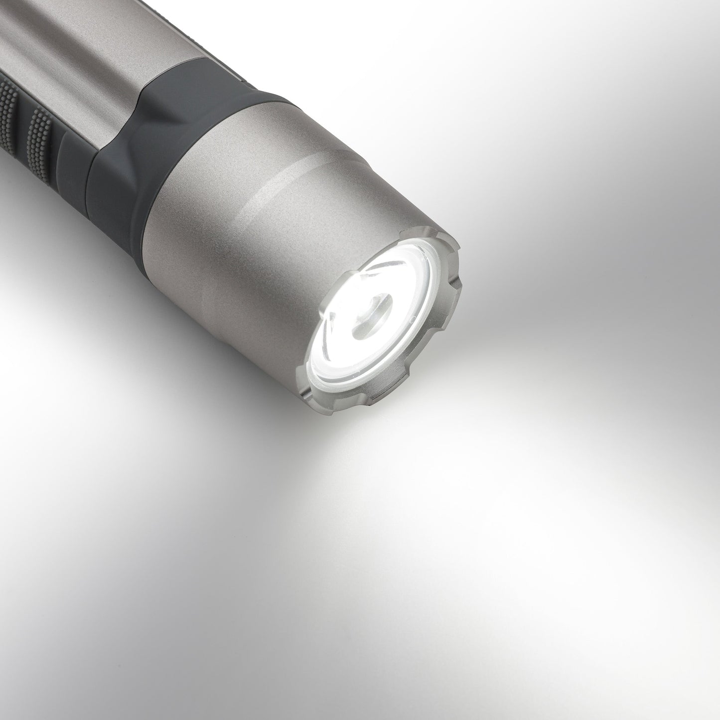 Bushnell Rubicon 500L Rechargeable Flashlight